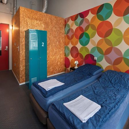 Stayokay Hostel Eindhoven - Blue Collar ภายนอก รูปภาพ