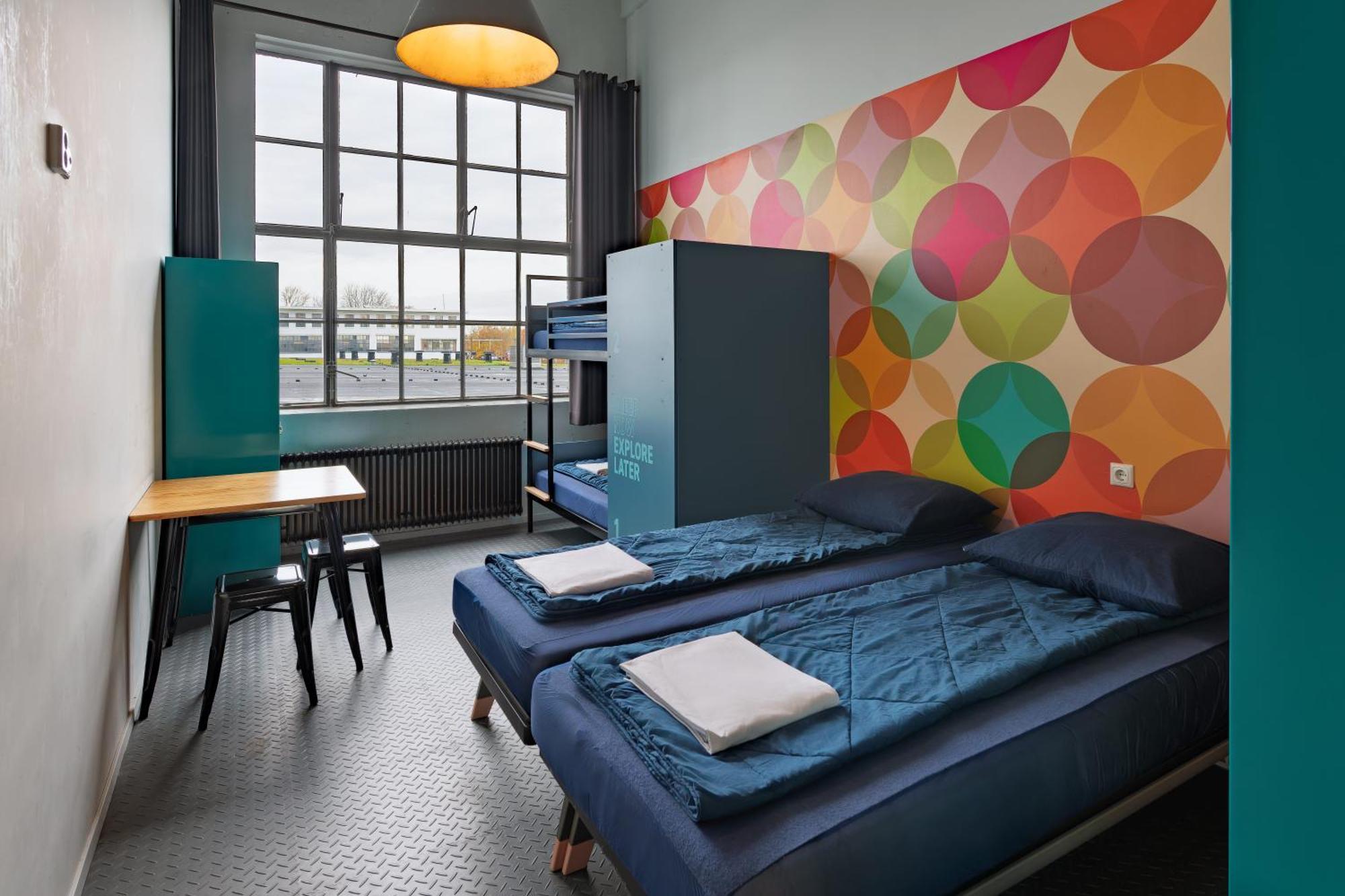 Stayokay Hostel Eindhoven - Blue Collar ภายนอก รูปภาพ