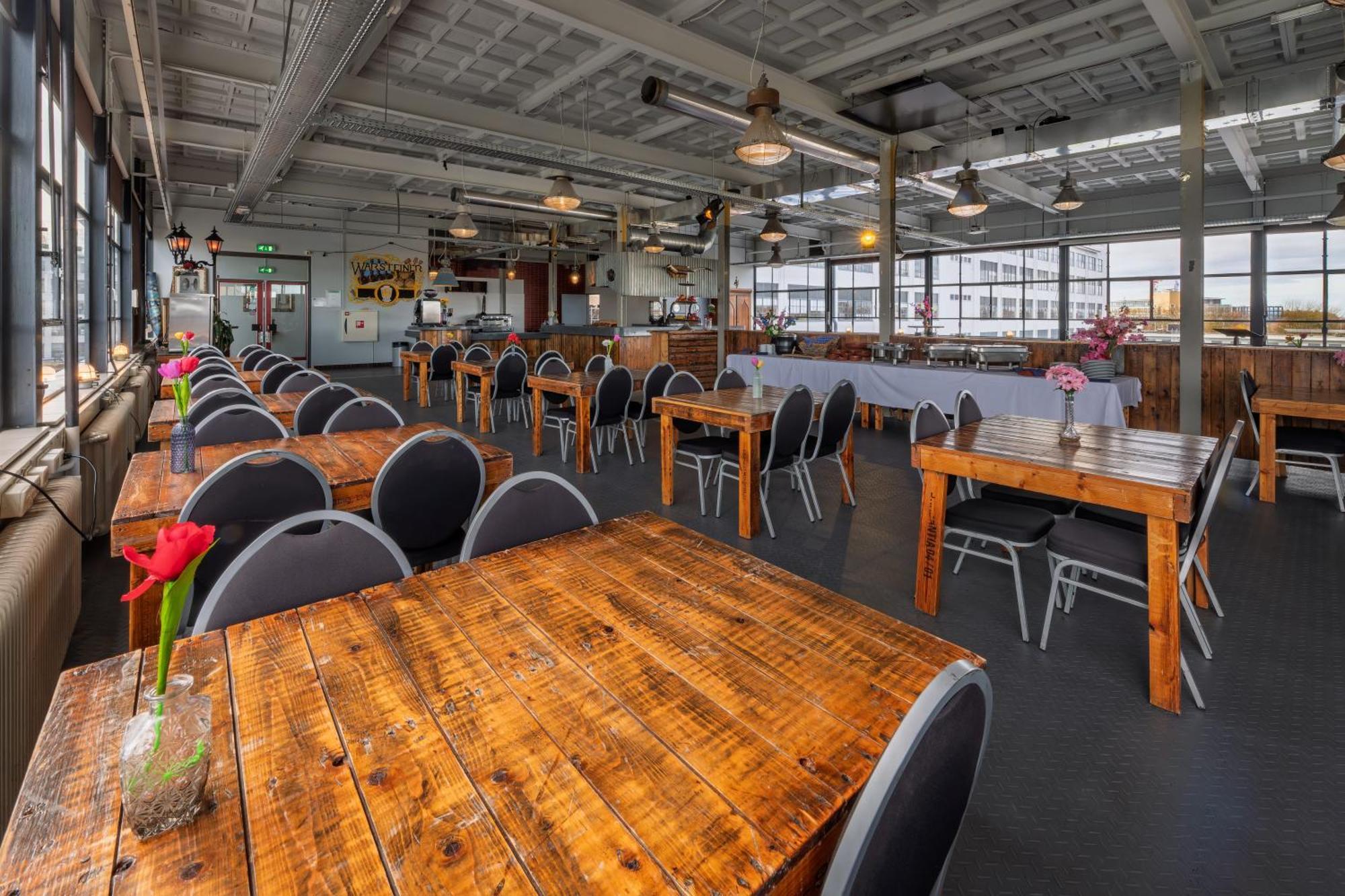 Stayokay Hostel Eindhoven - Blue Collar ภายนอก รูปภาพ