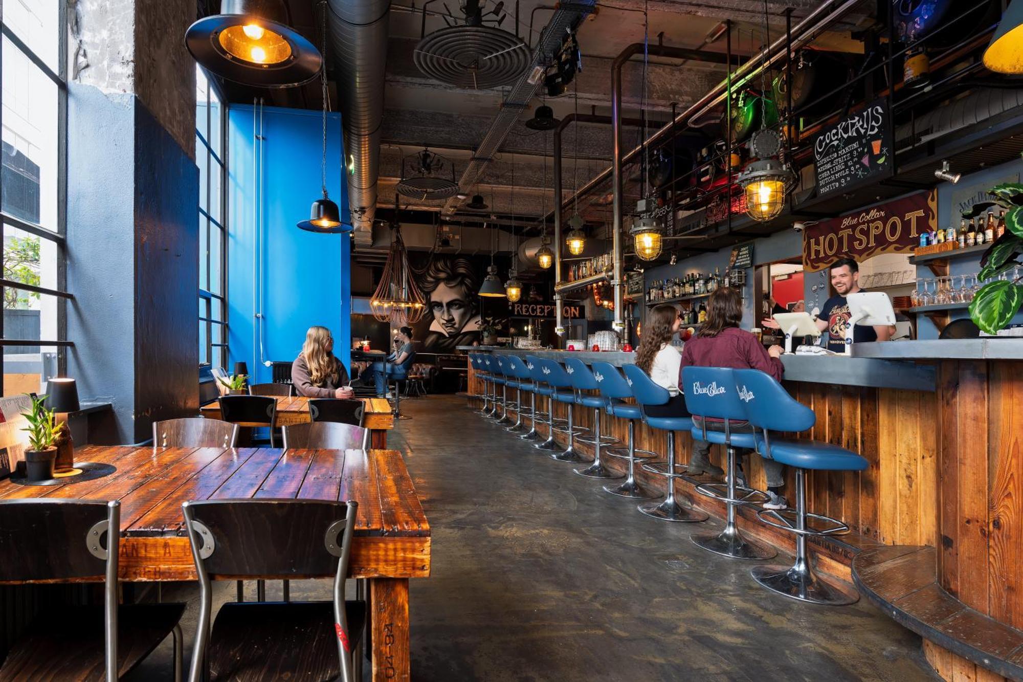 Stayokay Hostel Eindhoven - Blue Collar ภายนอก รูปภาพ