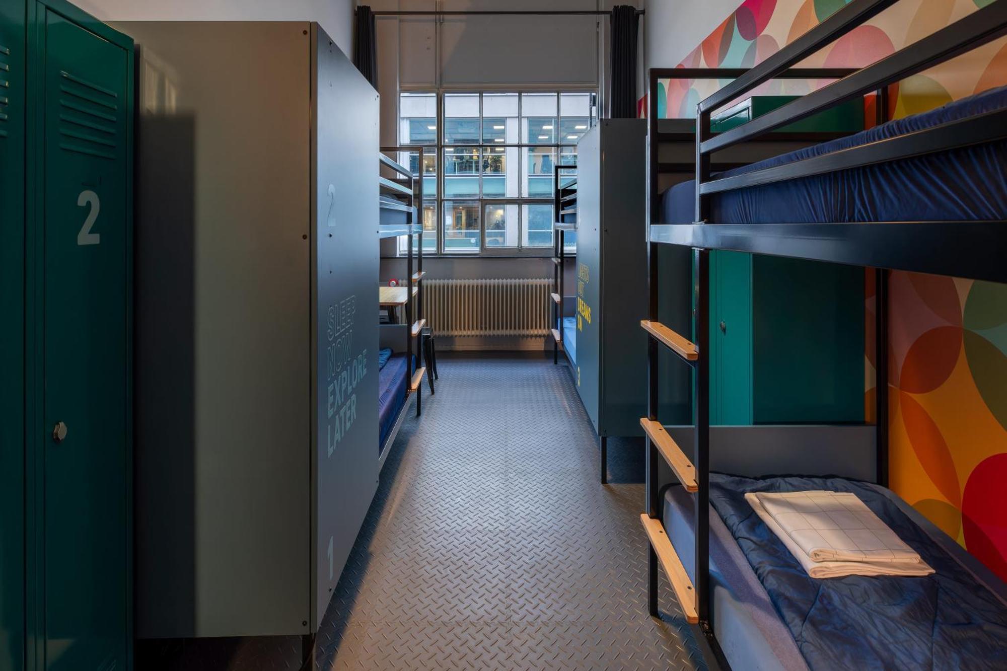 Stayokay Hostel Eindhoven - Blue Collar ภายนอก รูปภาพ