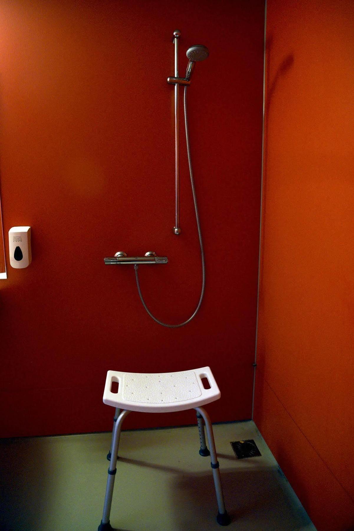 Stayokay Hostel Eindhoven - Blue Collar ภายนอก รูปภาพ