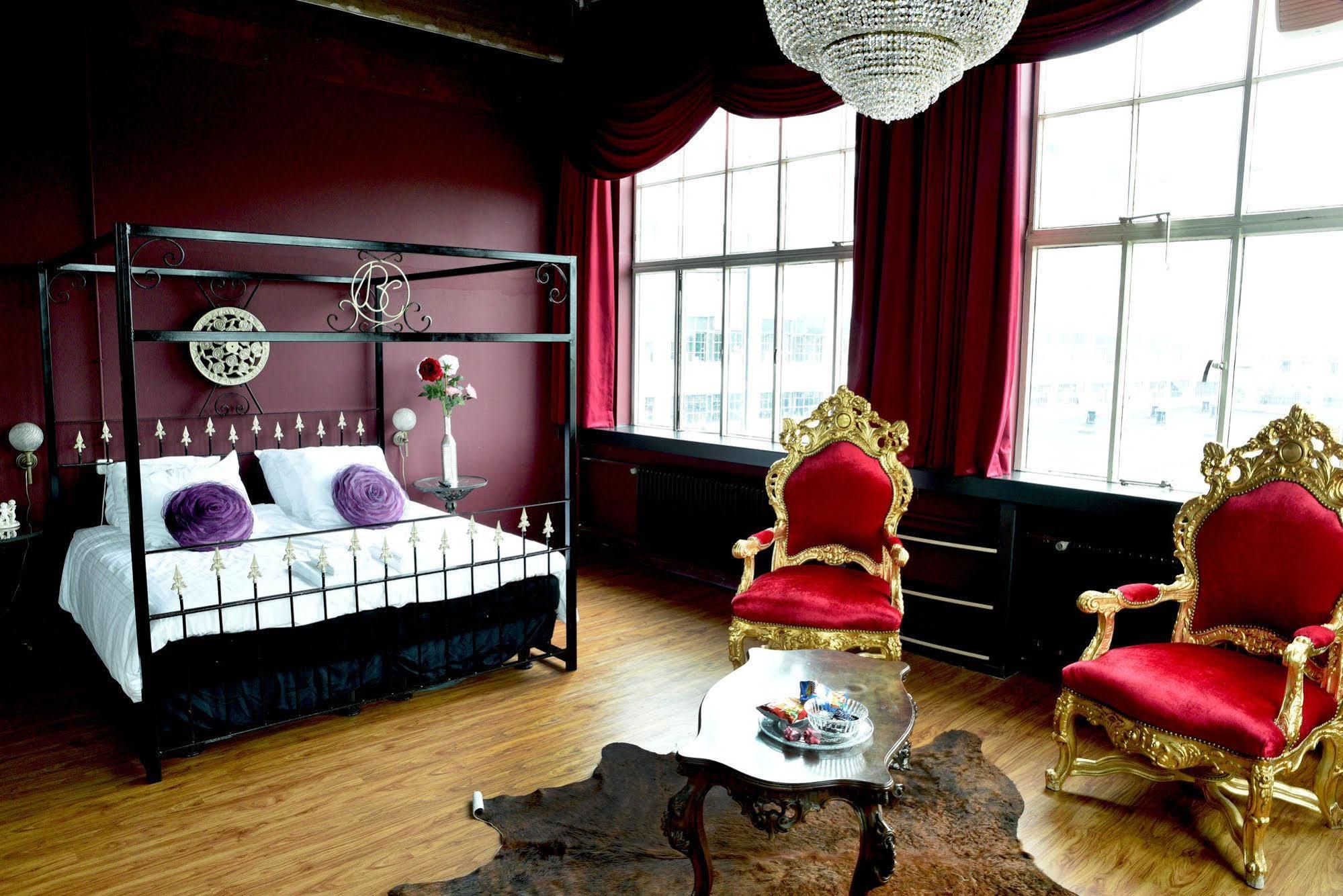 Stayokay Hostel Eindhoven - Blue Collar ภายนอก รูปภาพ