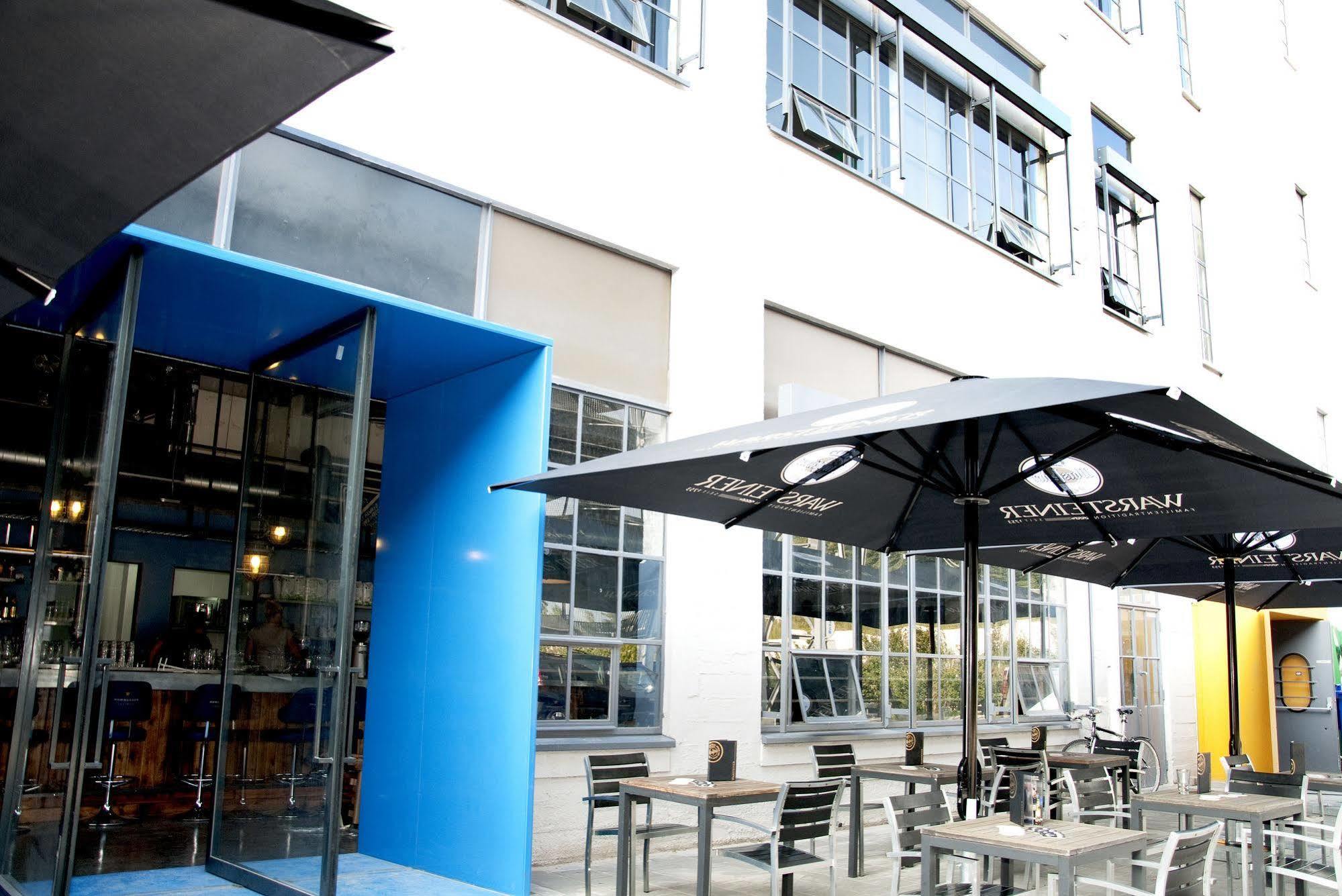 Stayokay Hostel Eindhoven - Blue Collar ภายนอก รูปภาพ